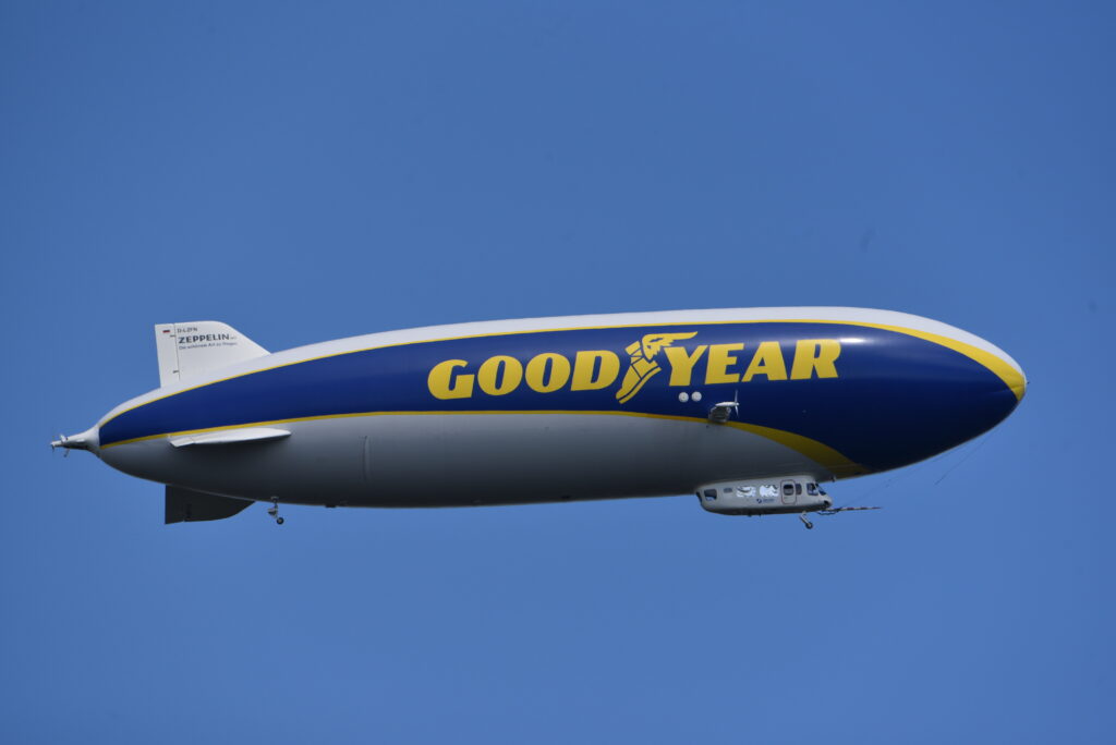 Goodyaer Blimp boven de Veluwe